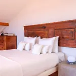 Apartmán Breathtaking River-city View Two Private Terraces 3 Bedrooms And 3 Bathrooms 17th Century Building Bica Chiado District
