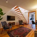 Breathtaking River-city View Two Private Terraces 3 Bedrooms And 3 Bathrooms 17th Century Building Bica Chiado District Lisboa