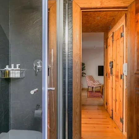 Bica Chiado Riverside Terrace Retreat Apartment *