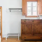 Breathtaking River-city View Two Private Terraces 3 Bedrooms And 3 Bathrooms 17th Century Building Bica Chiado District Lägenhet *