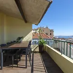Breathtaking River-city View Two Private Terraces 3 Bedrooms And 3 Bathrooms 17th Century Building Bica Chiado District