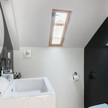 Διαμέρισμα Breathtaking River-city View Two Private Terraces 3 Bedrooms And 3 Bathrooms 17th Century Building Bica Chiado District